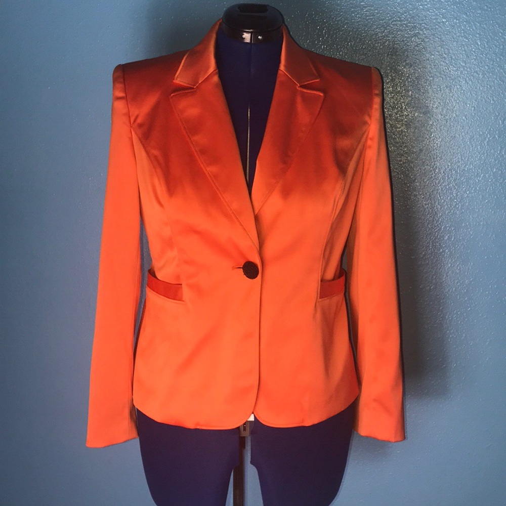 🔥Orange Satin Blazer